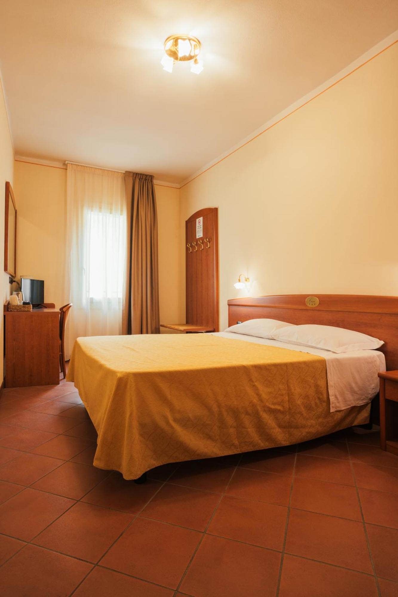 Albergo Cane Dozza Exterior foto