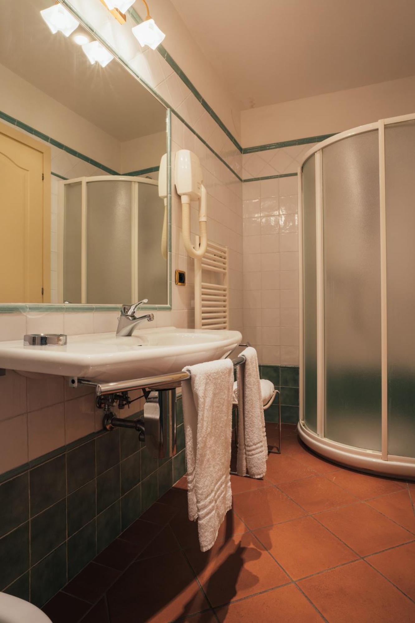 Albergo Cane Dozza Exterior foto
