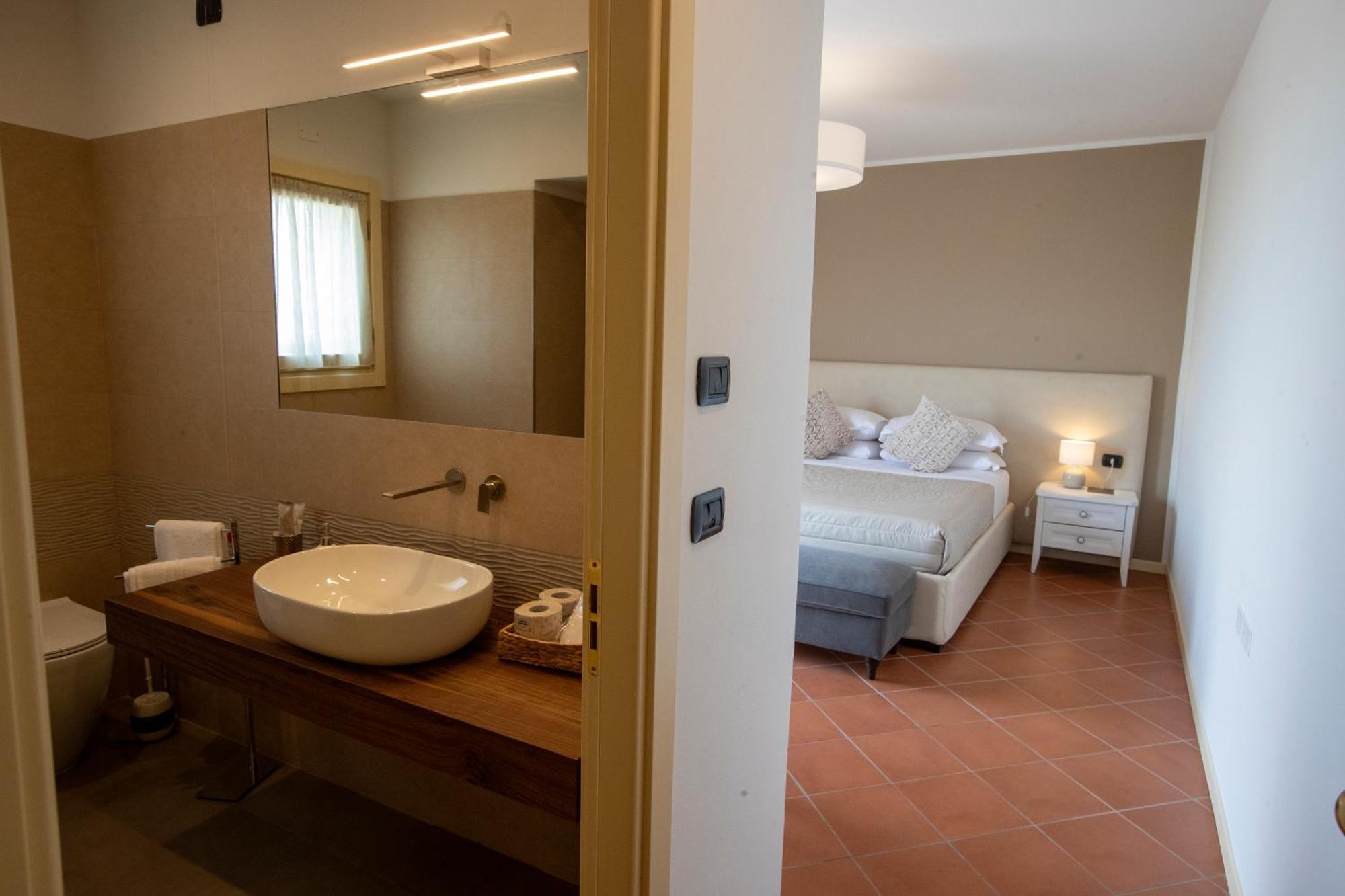 Albergo Cane Dozza Exterior foto