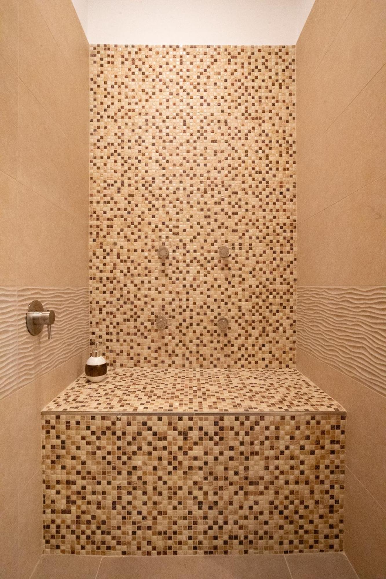 Albergo Cane Dozza Exterior foto